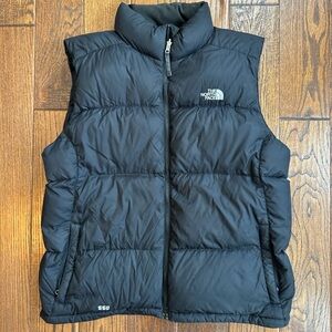 The North Face Men’s Black 550 Puffer Vest- size Men’s XL